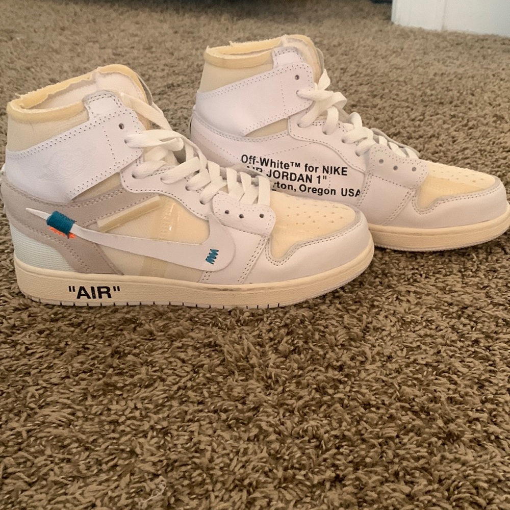 FAKES off-white air jordan 1